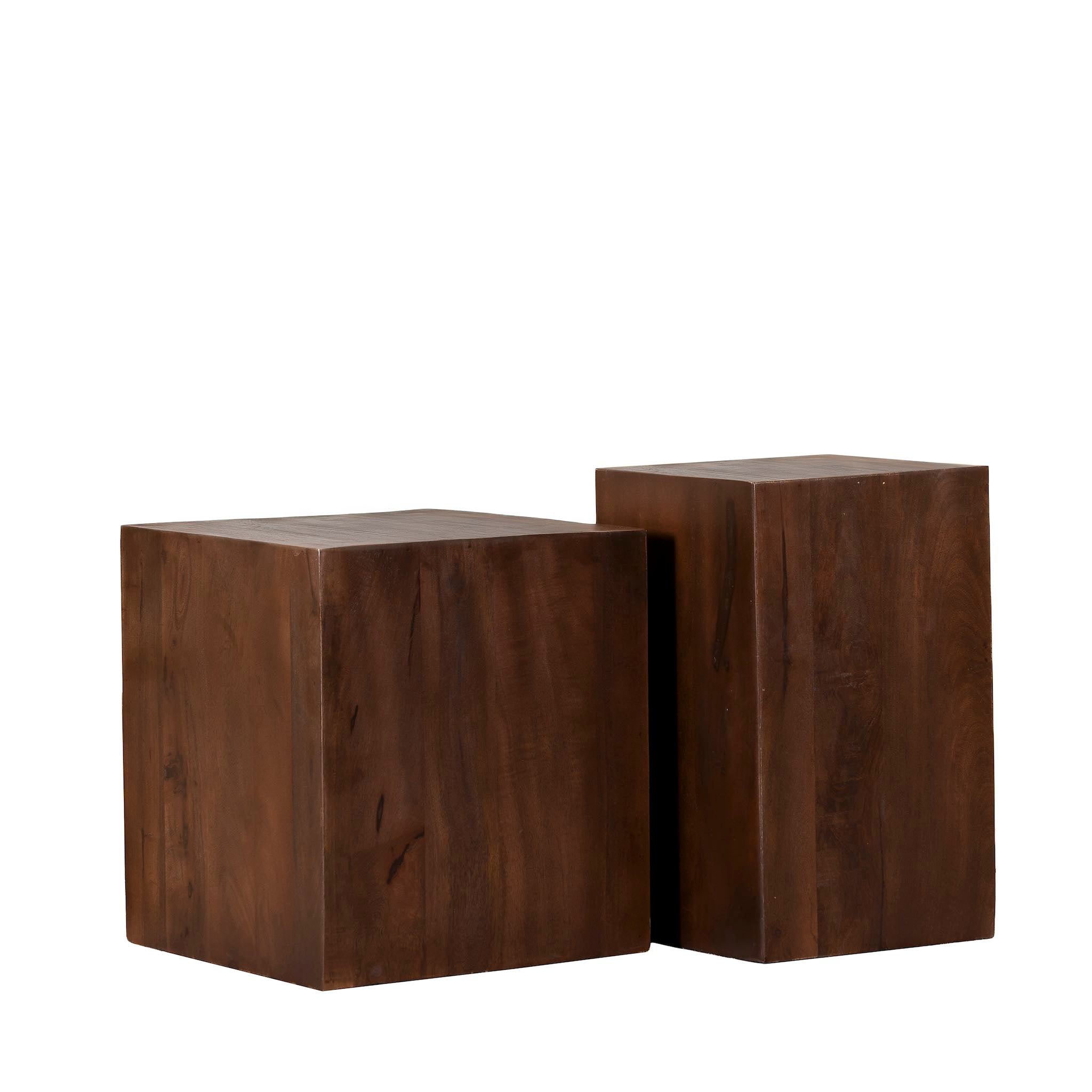 White background image of a pair of minimalist side tables in solid mango wood, coffee table mango wood, Indian home decor, 30 × 30 × 50 cm.