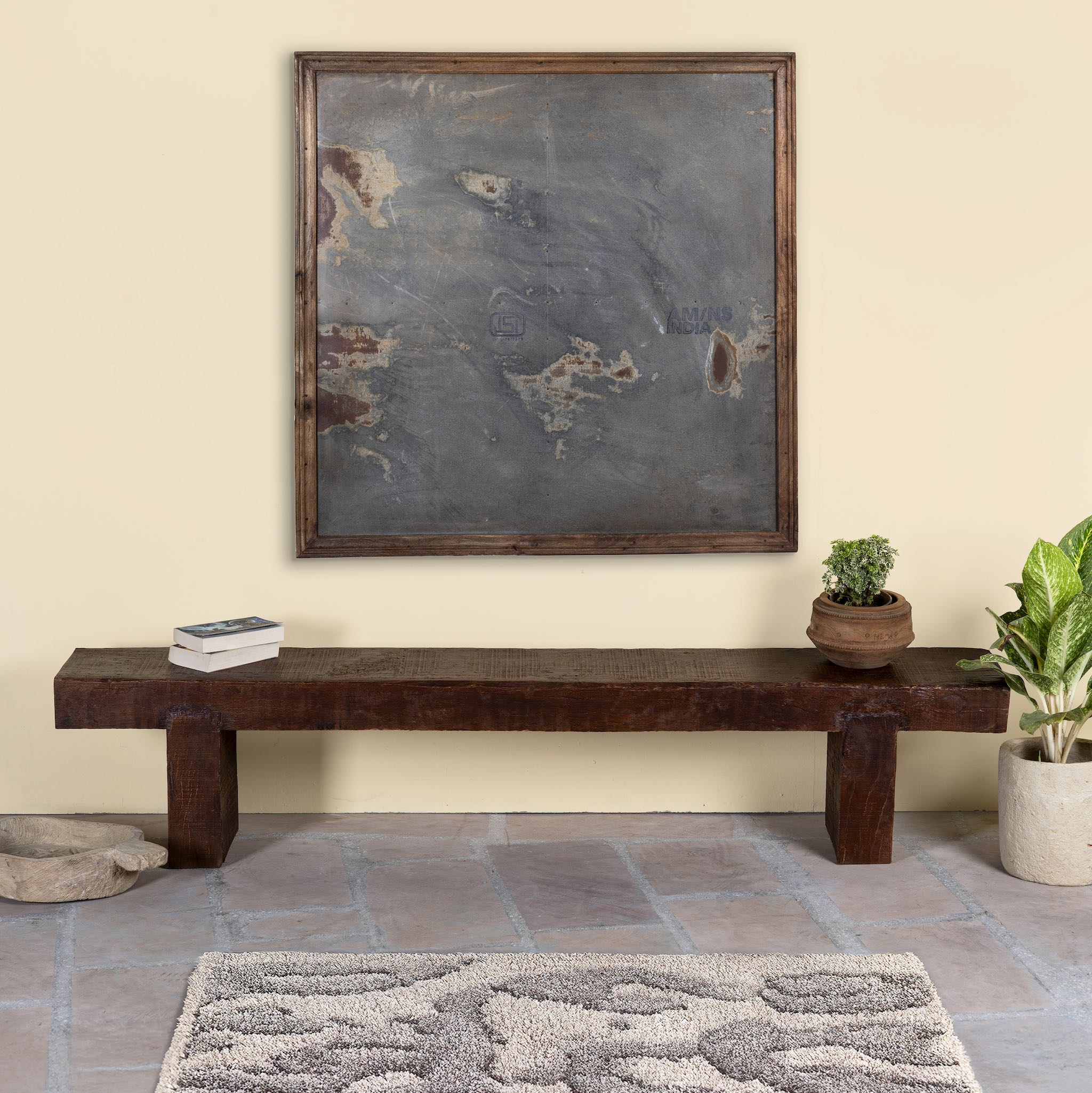 Rustic wood bench made of reclaimed wood, full block design, sustainable furniture for hallways, living rooms, or terraces, 200 × 30 × 40 cm.