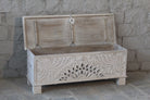 Quadim, white wooden storage chest