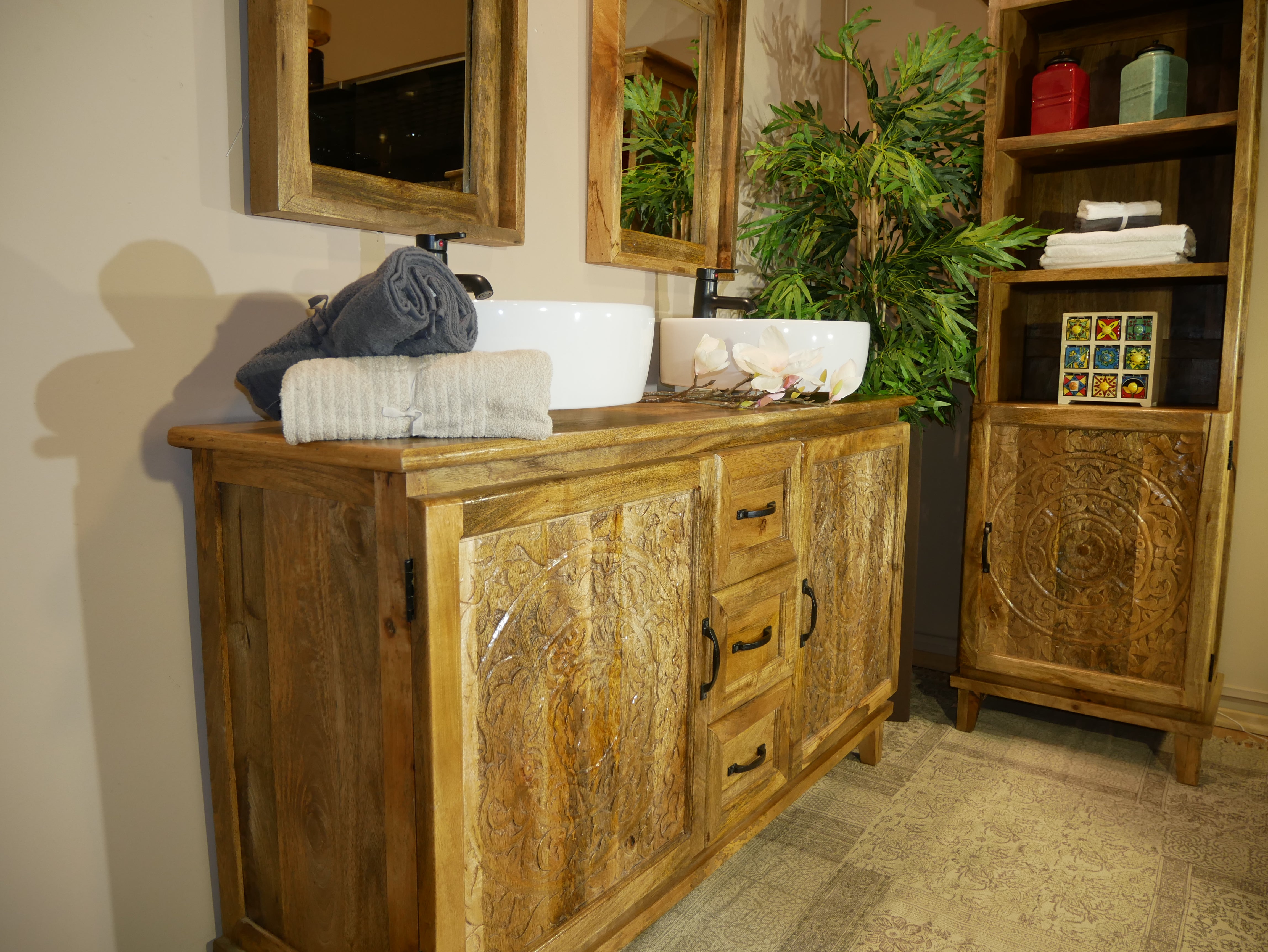 Flair, vintage wooden sideboard