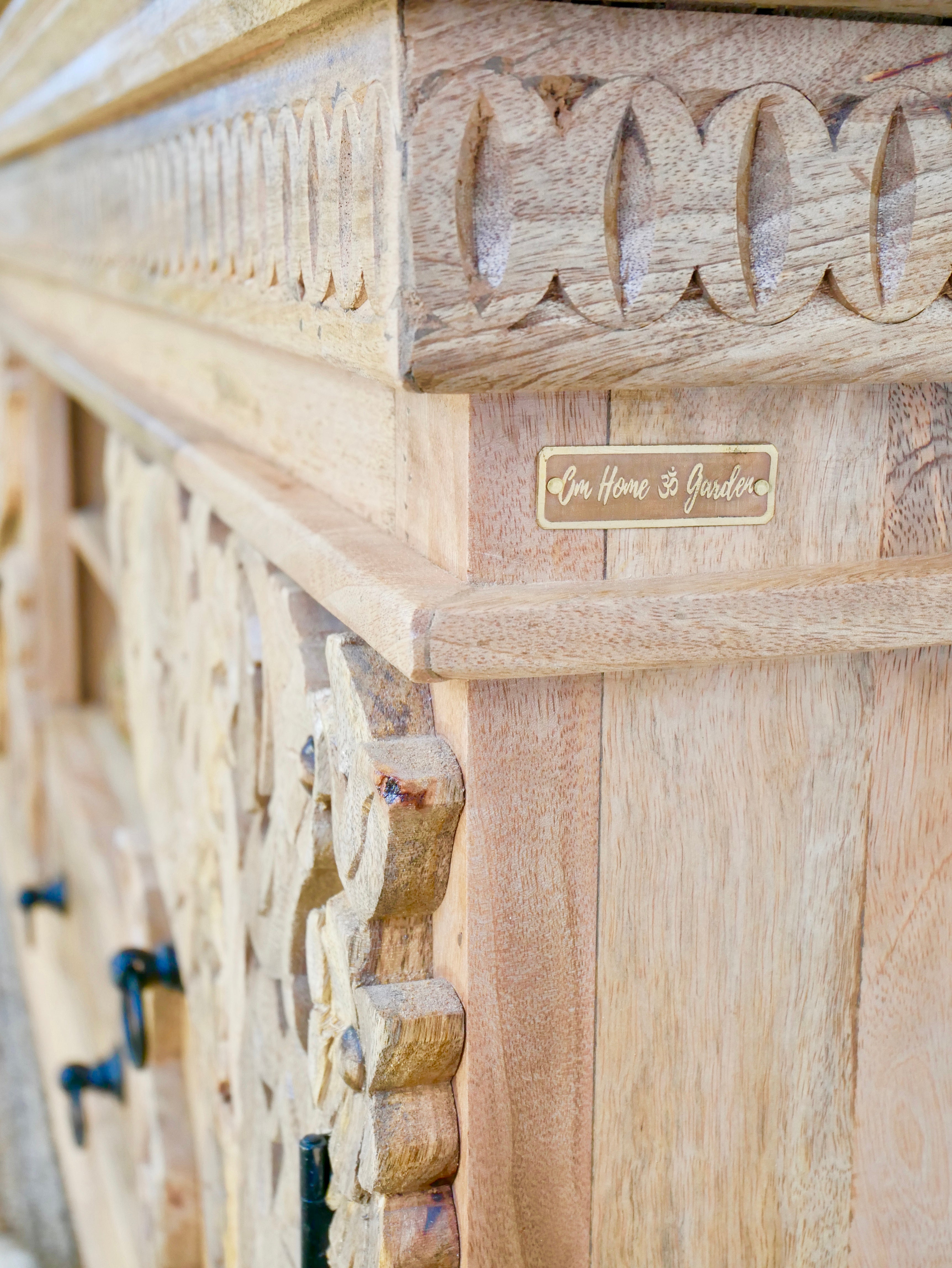 Raichur nature, hand-carved wooden sideboard