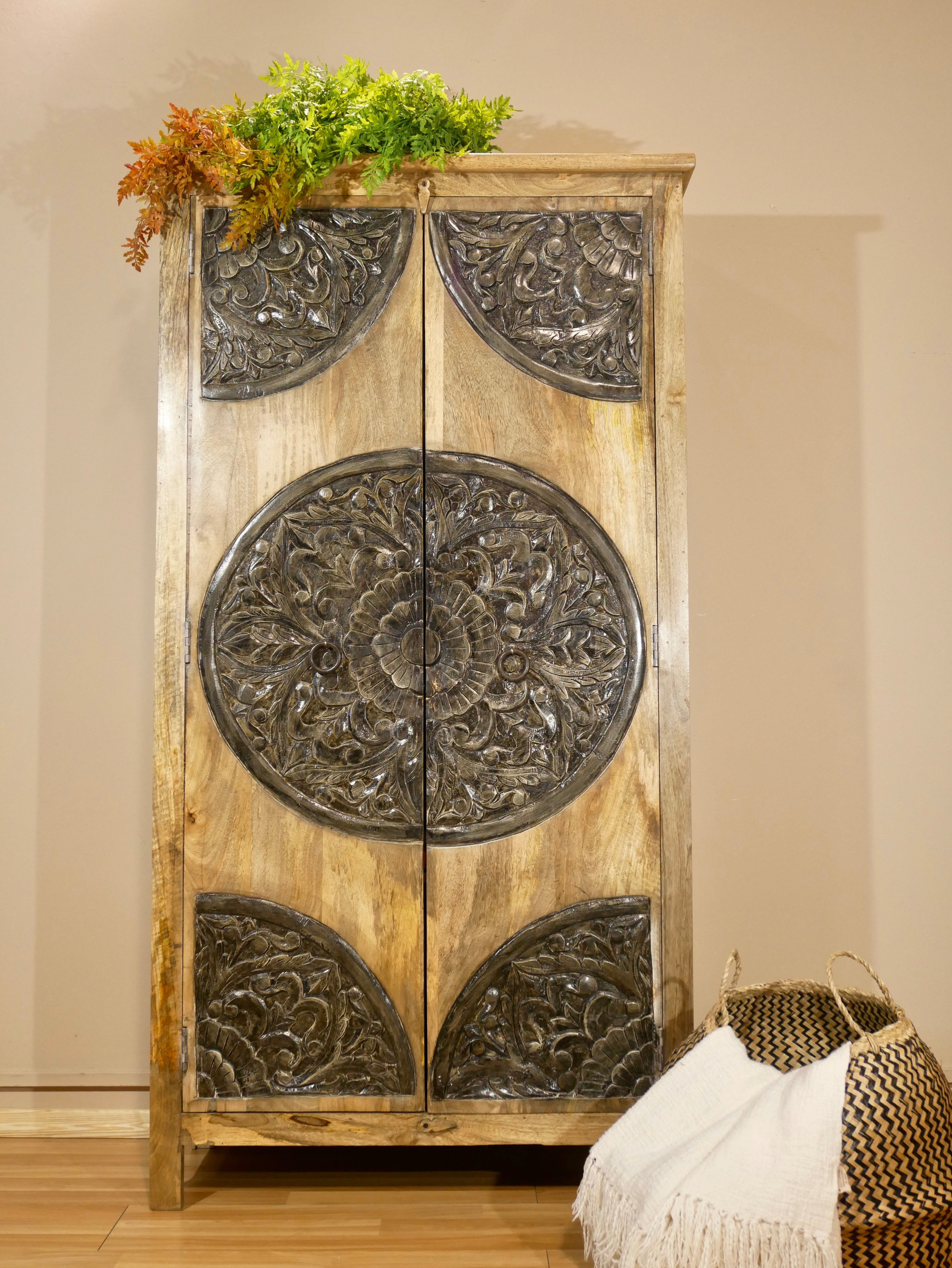 Falan, vintage indian wardrobe